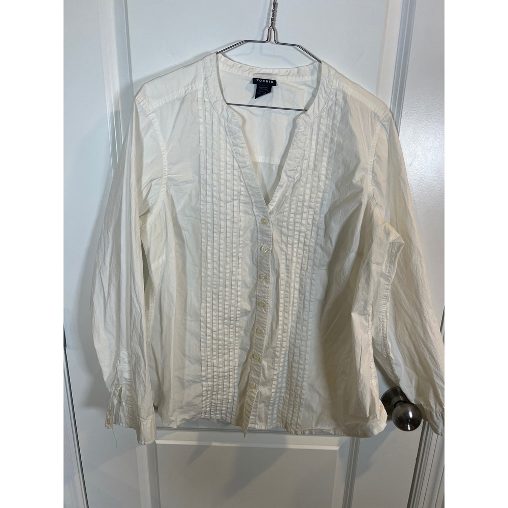 Torrid Womens Blouse Pin Tucked Pleated Front White Size 1